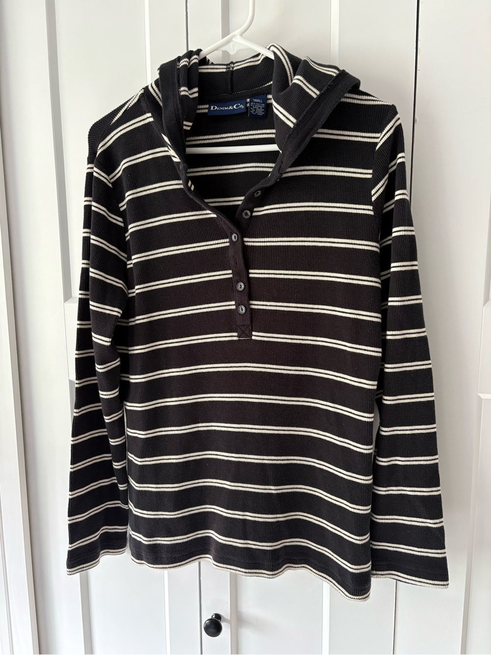 Denim & Co. Women's Striped Henley Jersey Hoodie Hooded Black White Small Top